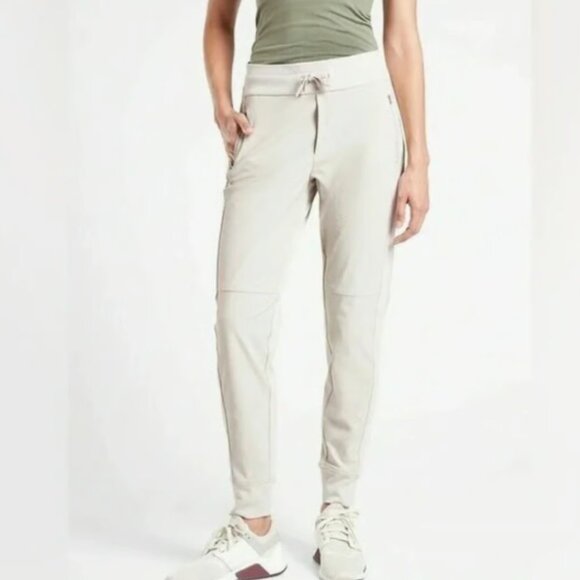 ATHLETA Headlands Hybrid Trek Mid Rise Jogger Cream Size 10 - Picture 1 of 12